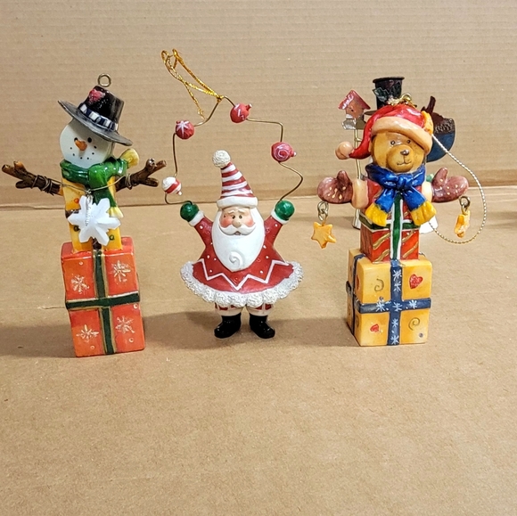 Christmas ornaments - Picture 1 of 4